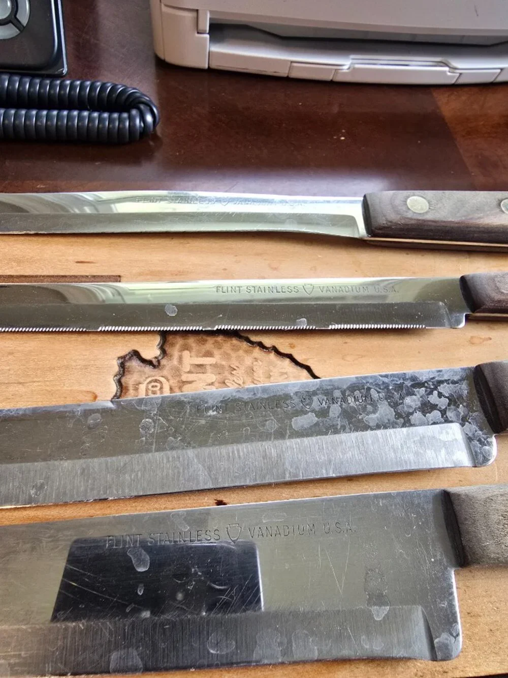 Vintage Ekco Flint Stainless Vanadium Knife Set with Wood Block USA Made